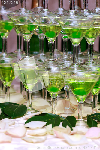 Image of Pyramid of glasses of champagne