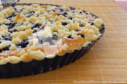 Image of cake with blueberries