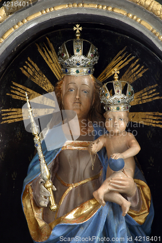 Image of Blessed Virgin Mary with baby Jesus