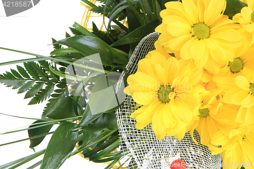 Image of fresh yellow flowers 