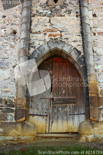 Image of entrance of old abandoned castle