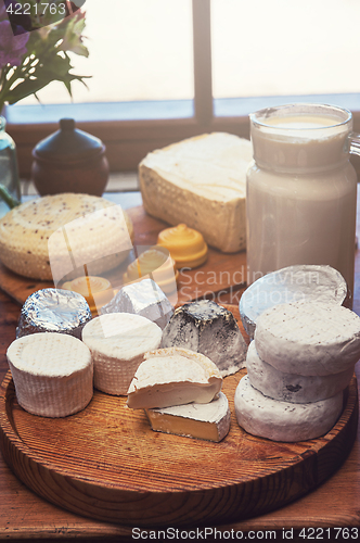 Image of Set of different cheese