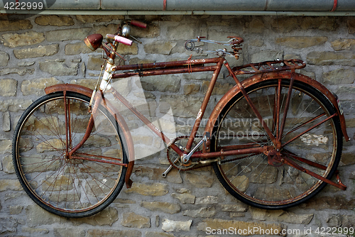 Image of Rusty Bicycle