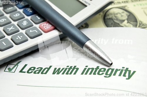 Image of Lead with integrity