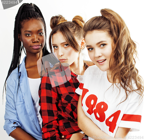 Image of diverse multi nation girls group, teenage friends company cheerful having fun, happy smiling, cute posing isolated on white background, lifestyle people concept, african-american and caucasian 