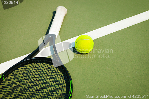 Image of The tennis ball on a tennis court