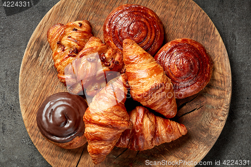 Image of freshly baked pastries