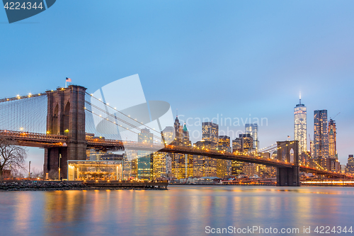 Image of Brooklyn bridge at dusk, New York City.