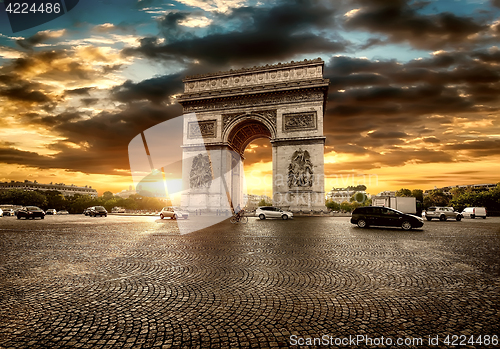 Image of Parisian Arc de Triomphe