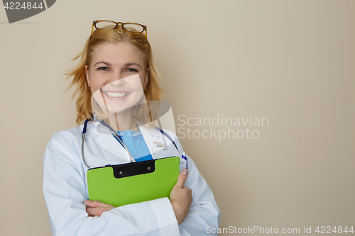 Image of Photo of woman with phonendoscope