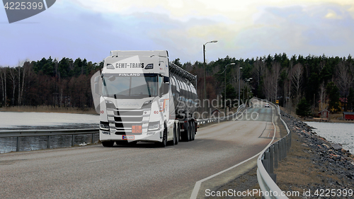 Image of NextGeneration Scania Tanker Landscape