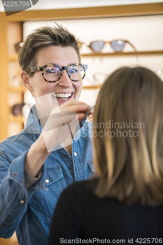 Image of friendly service at the optometry