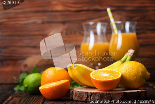 Image of fruits and juice