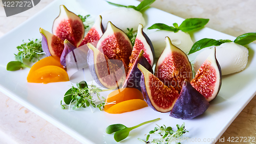 Image of Filled figs with feta cheese