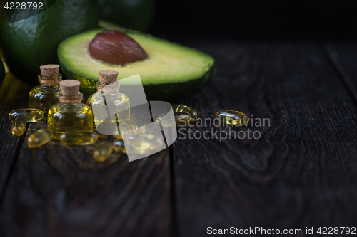 Image of Oil of avocado and fish oil