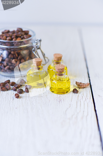 Image of Oil of cedar nuts