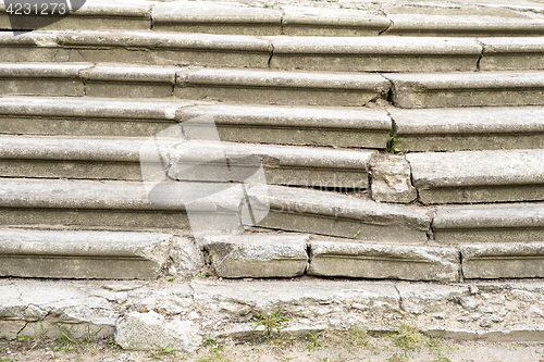 Image of old cracked stairs