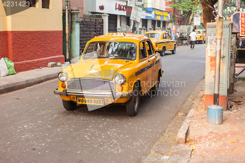 Image of Taxi, Sudder Street, Kolkata