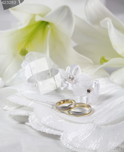 Image of Wedding still life in white