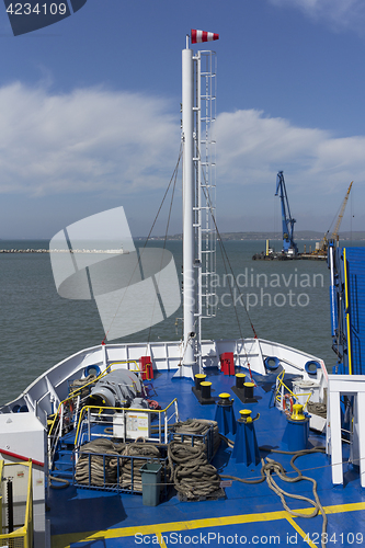 Image of Ship is leaves the harbor, the view forth.