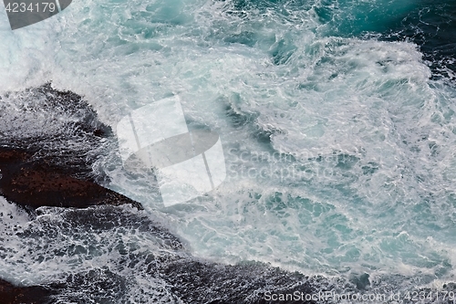 Image of Waves hitting shore