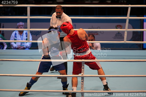 Image of Boxing match single combat
