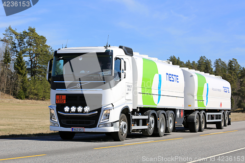 Image of White Volvo FH Fuel Tanker of Neste Road Transport