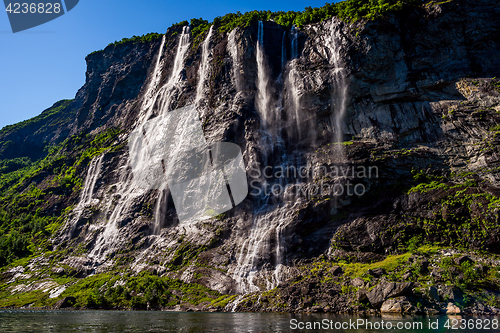 Image of Waterfall Seven Sisters.