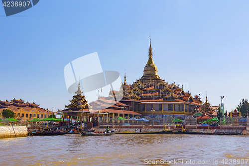 Image of Phaung Daw Paya Travel