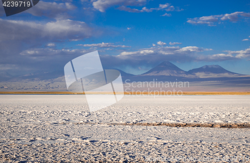 Image of Laguna Tebinquinche landscape in San Pedro de Atacama, Chile