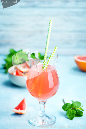 Image of grapefruit and juice