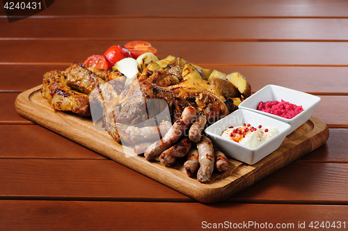 Image of Big grilled meat and vegetables board