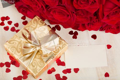 Image of Valentine gift red roses