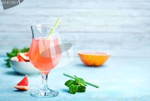 Image of grapefruit and juice