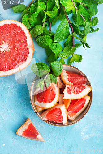 Image of grapefruit and juice