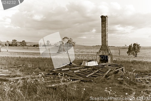 Image of ruins all over