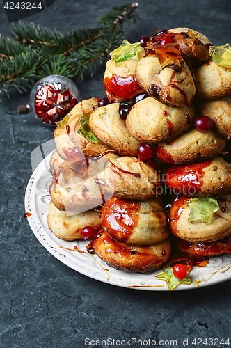 Image of Christmas cake a croquembouche