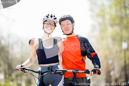 Image of Photo of athletes with bicycles