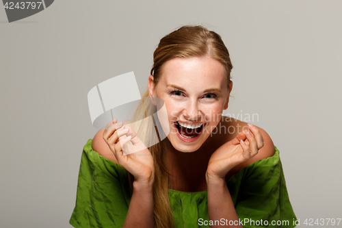 Image of Young girl with open shoulders