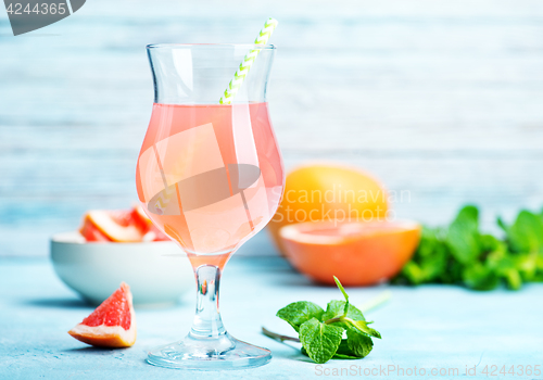 Image of grapefruit and juice