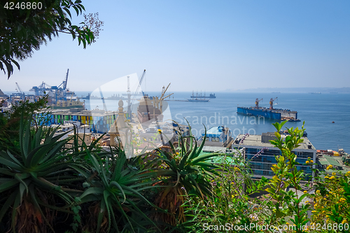 Image of Valparaiso harbor, Chile