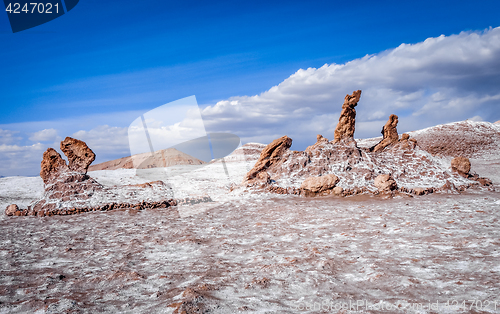 Image of Las tres Marias landmark in Valle de la Luna, San Pedro de Ataca