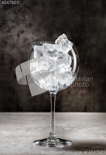 Image of glass full of ice