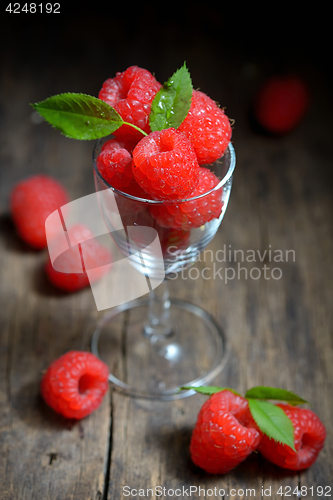 Image of Raspberries in small glass