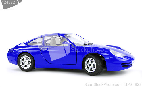 Image of Lateral view of a great car.