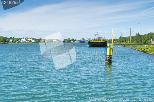 Image of floodgate at Iffezheim