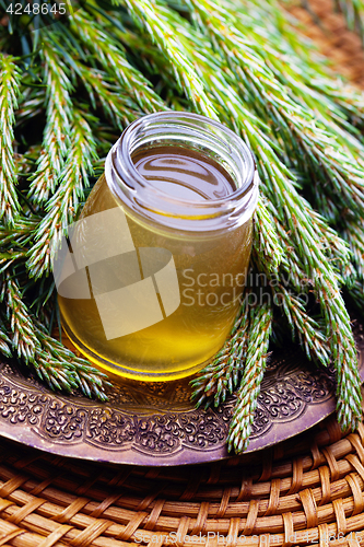 Image of syrup made of pine