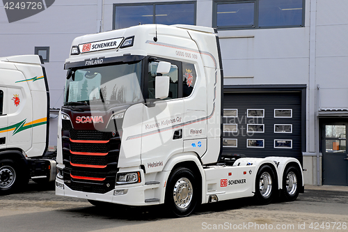 Image of New Scania S730 Truck With Grille Details