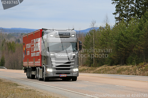 Image of Next Generation Scania Semi High Beams On