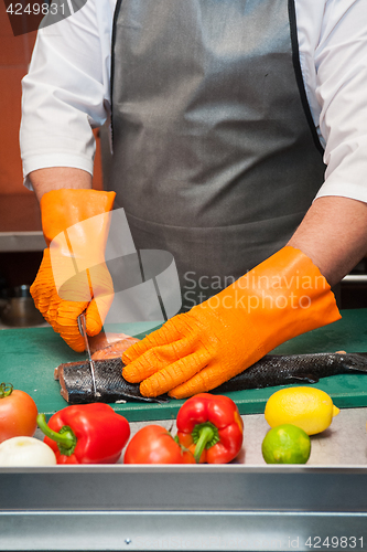 Image of cutting salmon fish